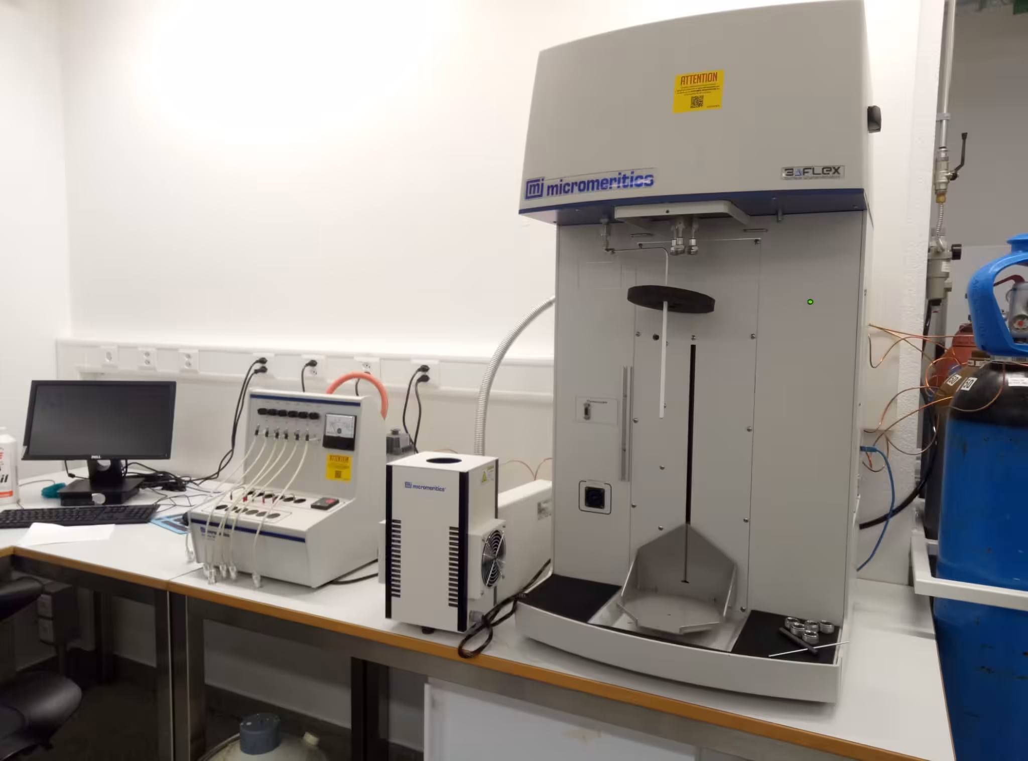 University of Fribourg Micrometics